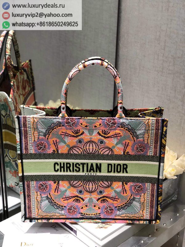 Dior In Lights embroidery M1286ZRLE_M886