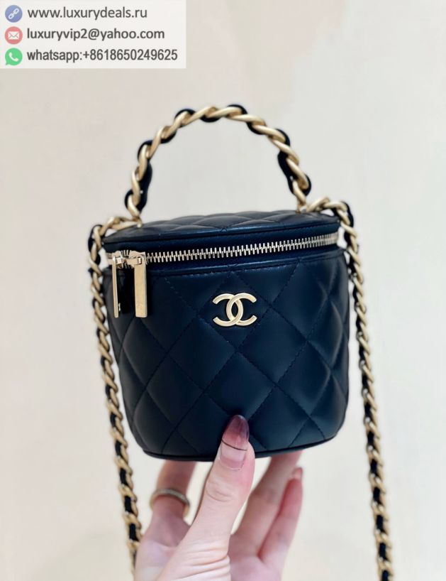 CHANEL 22A Makeup Bags