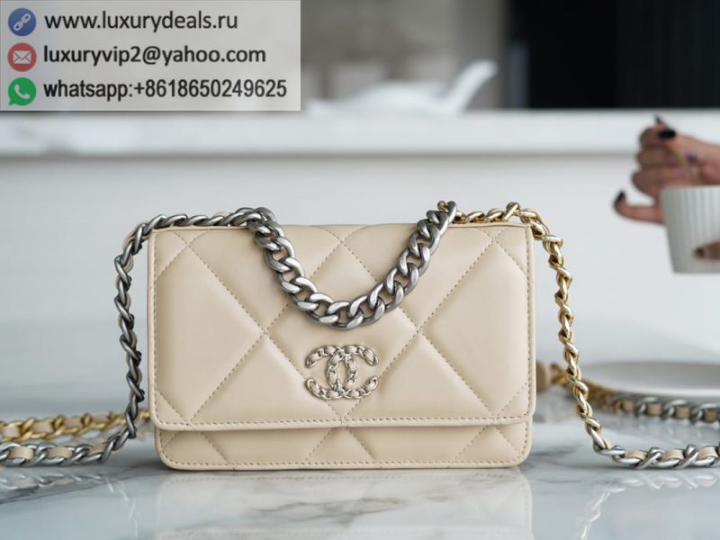 CHANEL 19 WOC Chain Bags AP0957 Apricot / Silver Buckle