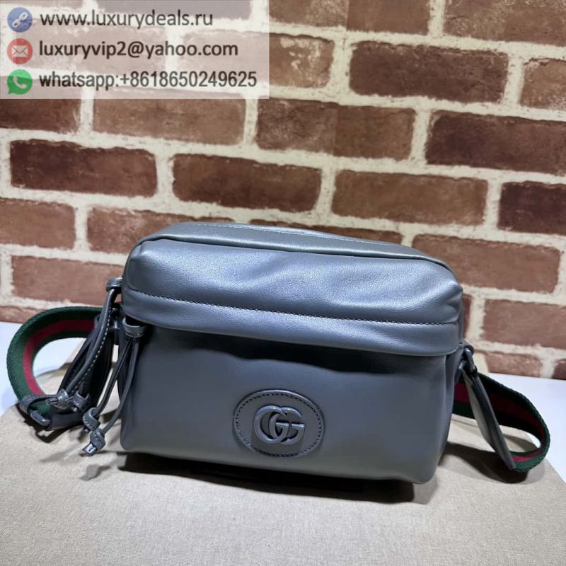 Gucci GG Shoulder Bags 725696