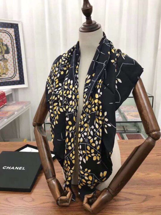CC 2018ss 100% Silk Logo Women Scarves