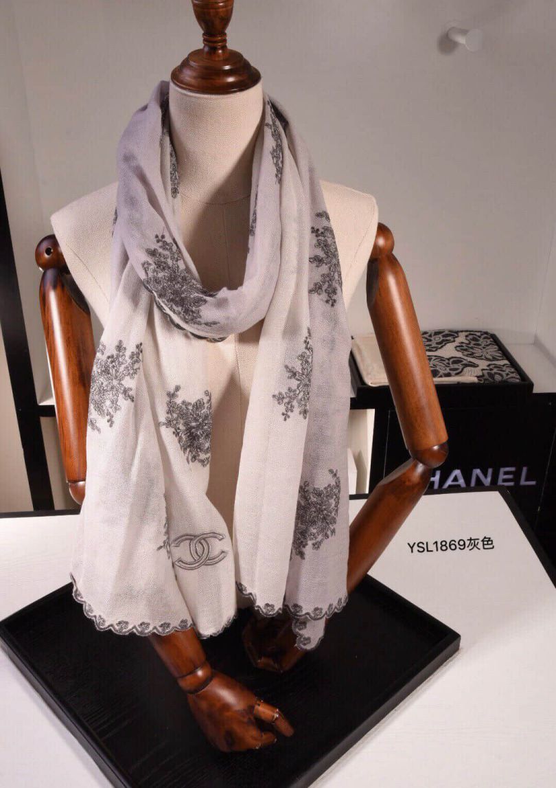 CC 2018 Silk Wool Embroidery Women Scarves
