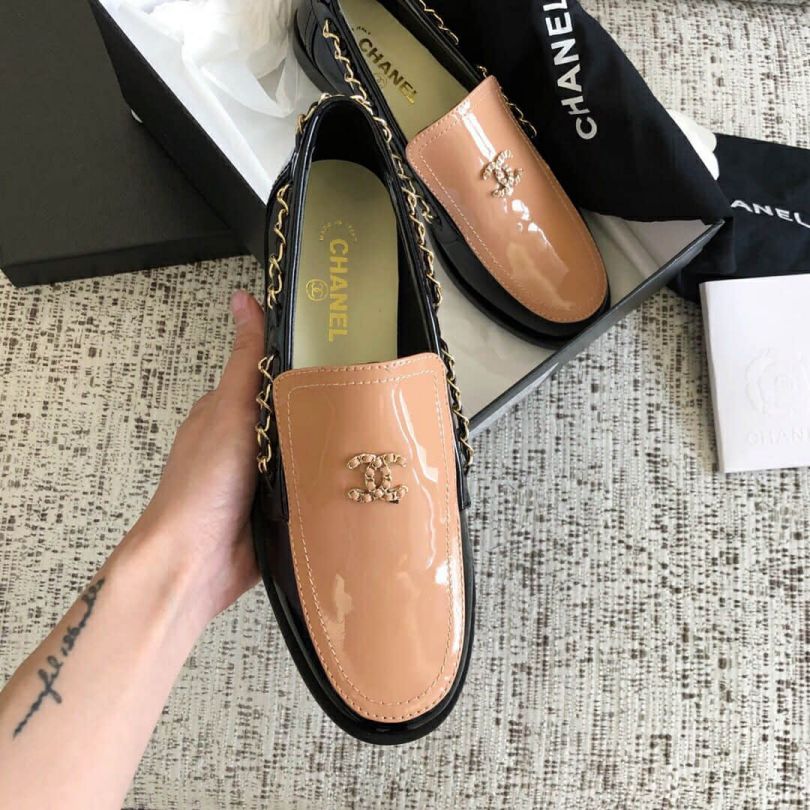 CC 2018ss Classic CC LOGO Gold Buckle Loafers Women Shoes