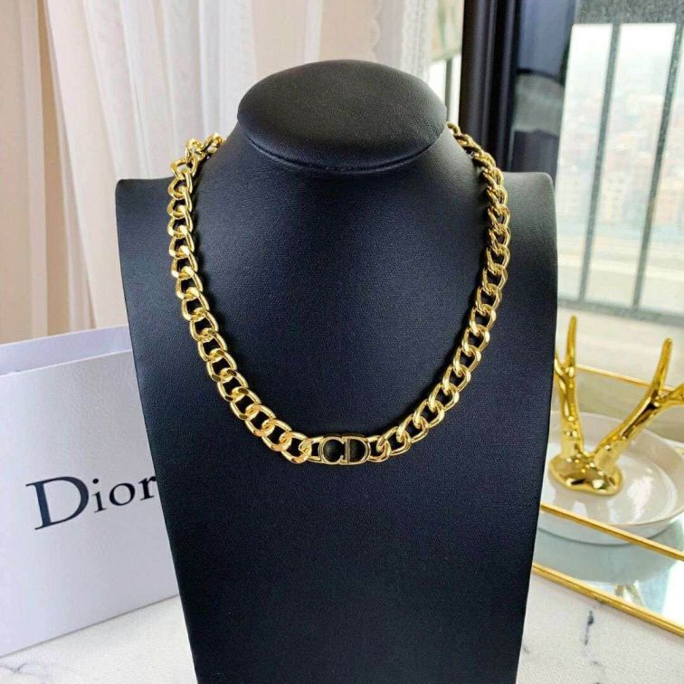 CD CHAIN NECKLACE