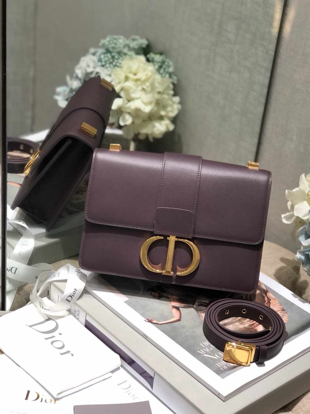 CD 2019 ALL LEATHER 30 MONTAIGNE BAGS WINE RED
