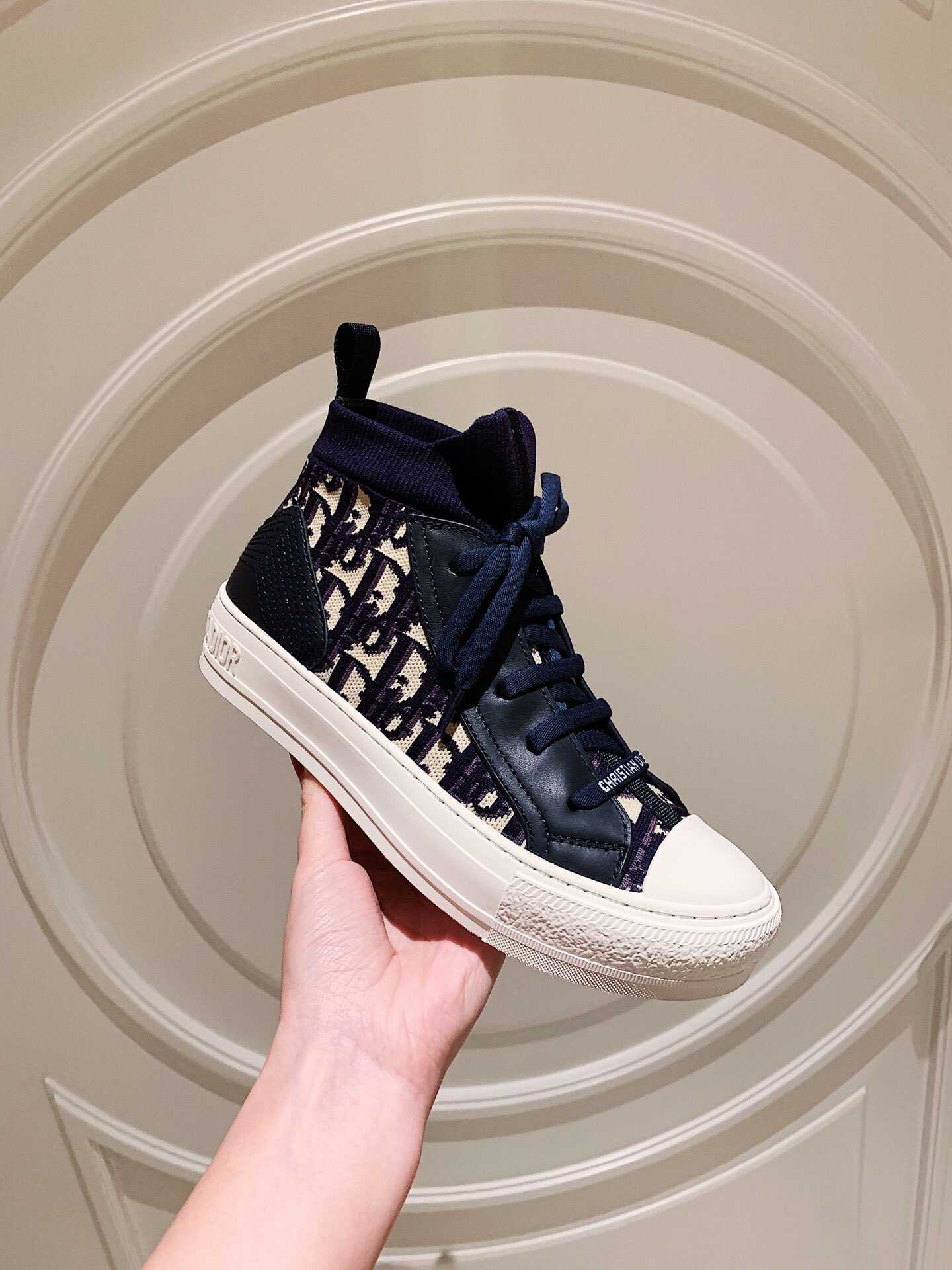 CD CANVAS SNEAKERS