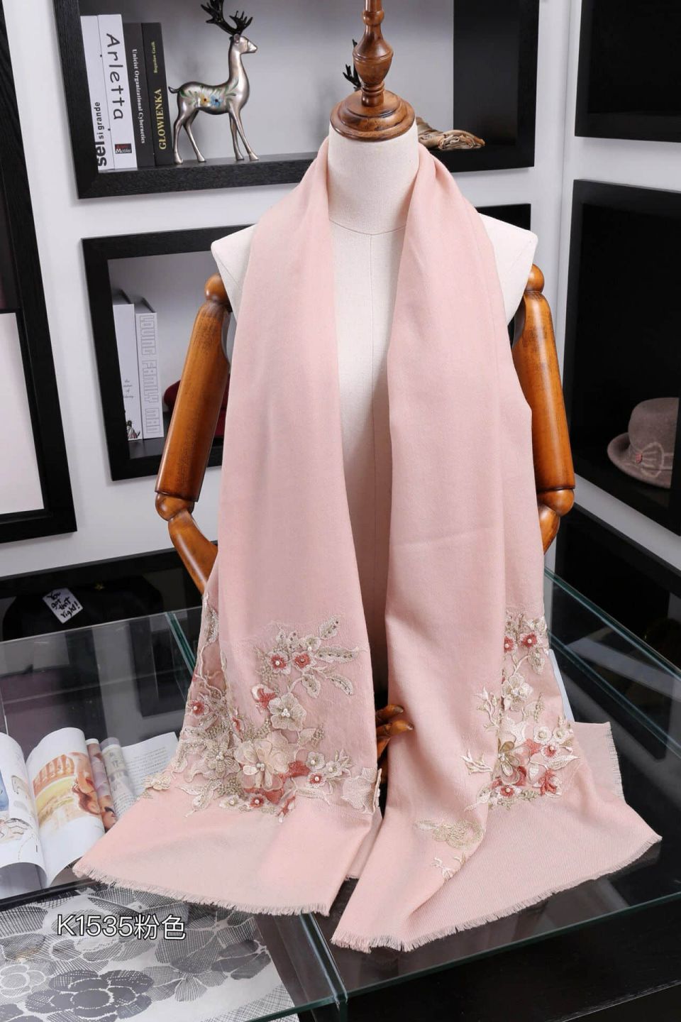 GG Embroidery Cashmere Wool Women Scarves