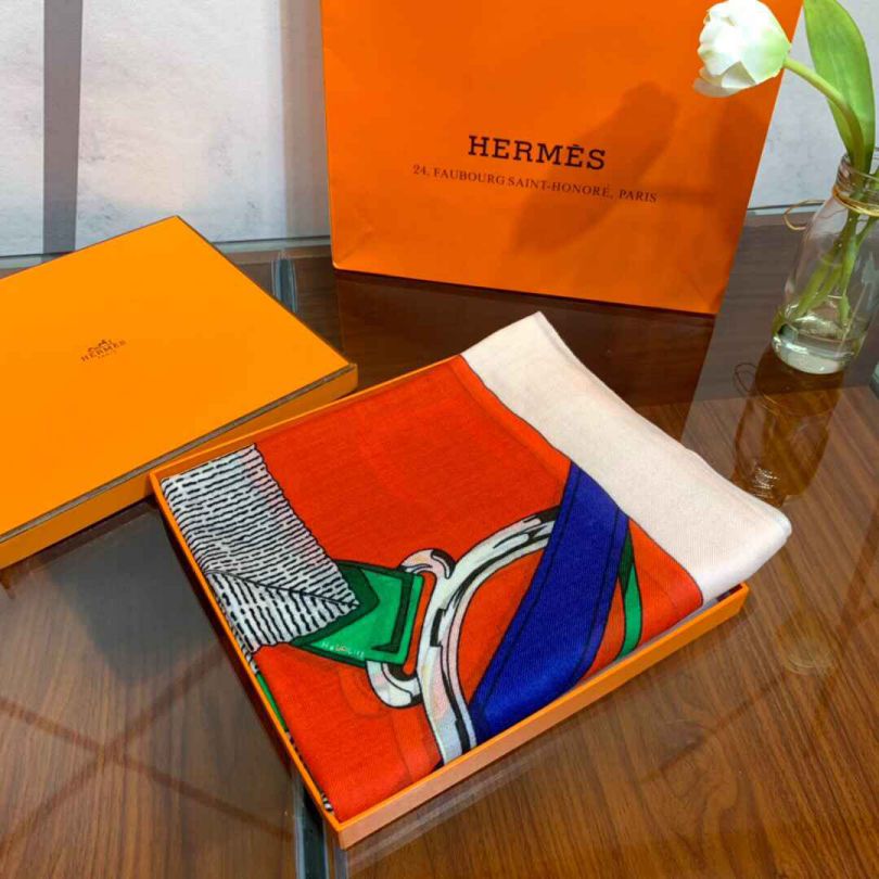 Hermes Women Scarves