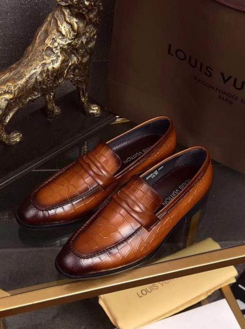LV Men Leather Shoes