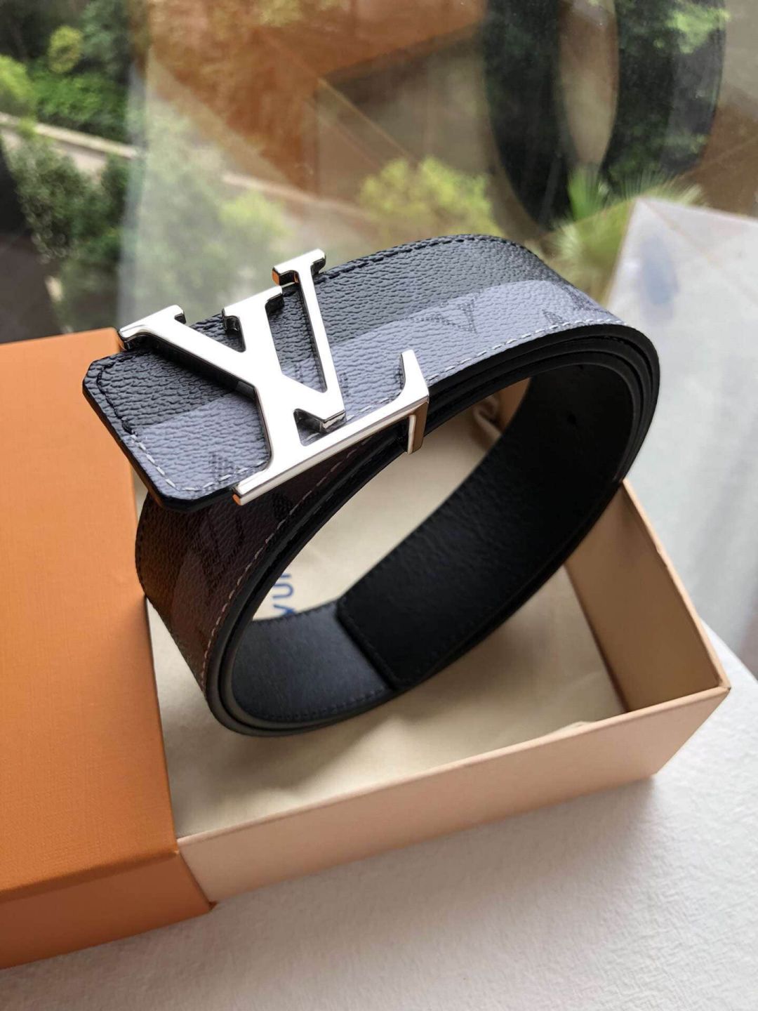 LV Limited EditionLV Initiales 40MM Men Belts