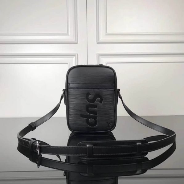 LV supreme Limited Edition Epi Crossbody M53417 Black Shoulder Bags