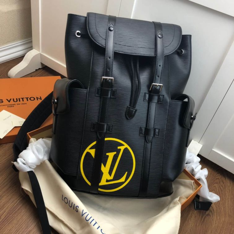 LV M55138 2019 LV Epi Christopher Small Backpack Bags