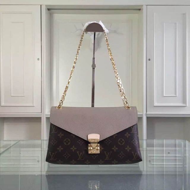 LV Shoulder Bags 41246 On Chain