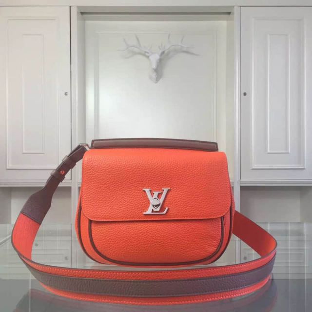 LV Shoulder Bags M50351