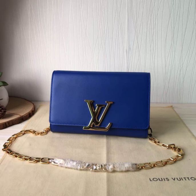 LV Shoulder Bags 94335 On Chain