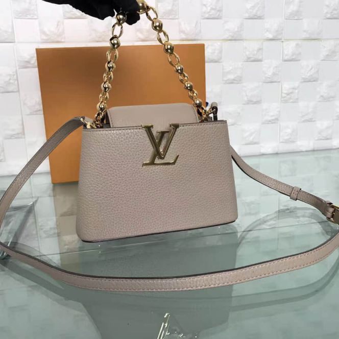 LV Shoulder Bags Capucines On Chain Taurillon M42935