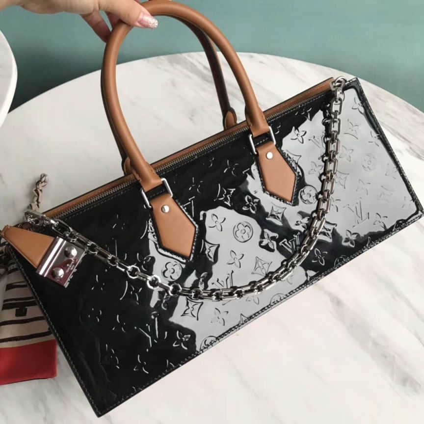 LV Tote Bags 19 Patent Leather Sac Tricot M44371