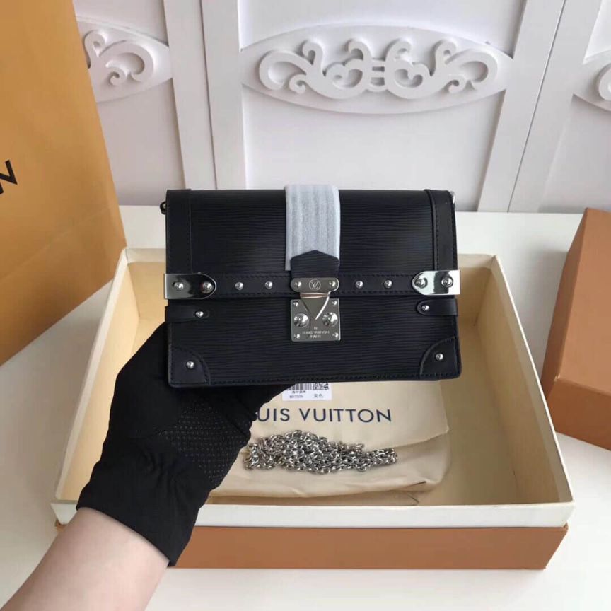 LV Shoulder Bags M67507 Trunk On Chain