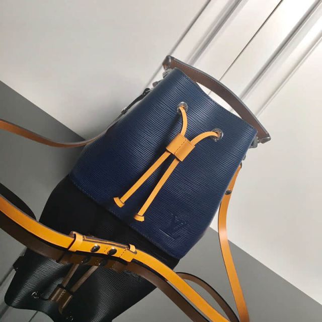 LV Bucket Bags M53610 2019 Epi NeoNoe BB