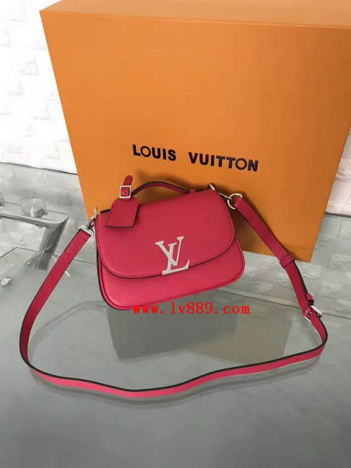 LV Shoulder Bags M54060 Vivienne NM Taurillon Leather Crossbody