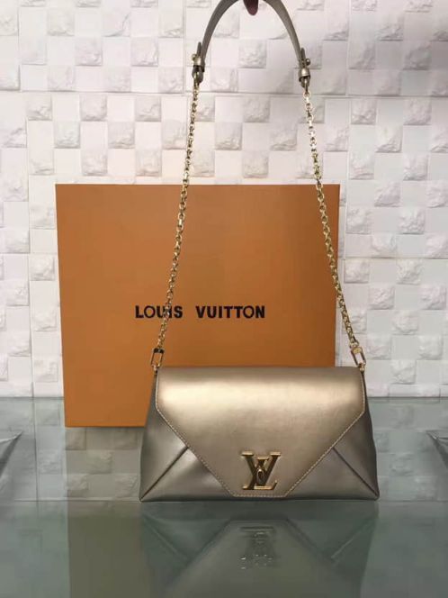 LV Shoulder Bags Love Note Autres cuirs On Chain M54504
