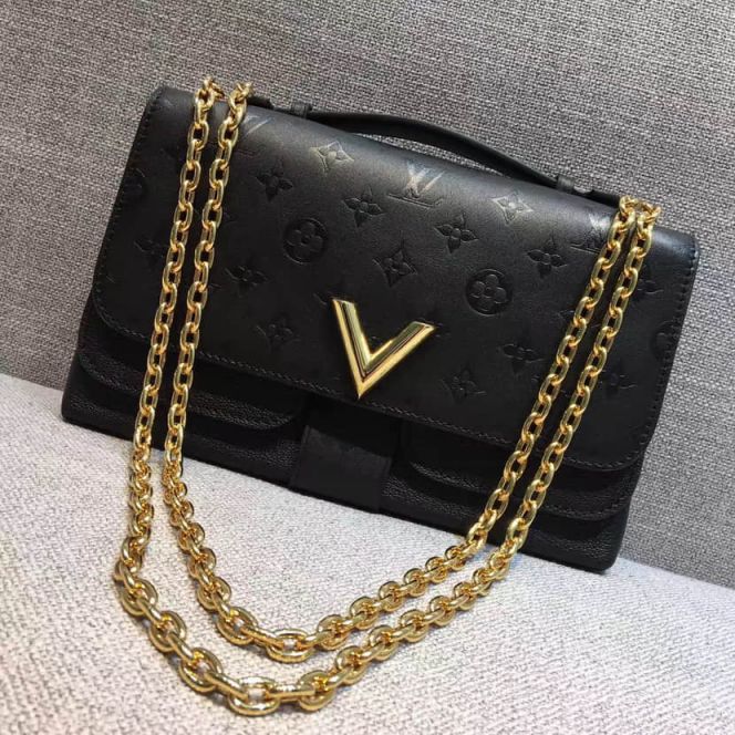 LV Shoulder Bags VERY CHAIN On Chain M42899