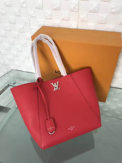LV Shopping Bags LOCKME CABAS M42290