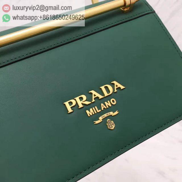 luxury deals: prada outlet