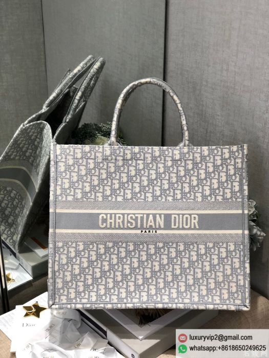 Dior 2020 Gray Book Tote 41.5CM Shopping Bags