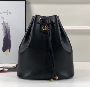 Gucci women's backpack 550189 black