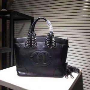 Chanel ladies Handbag