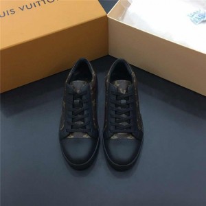 Louis Vuitton's classic men's casual Shoes