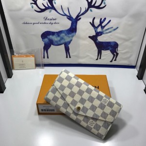 Louis Vuitton Damier Checkered SARAH Wallet