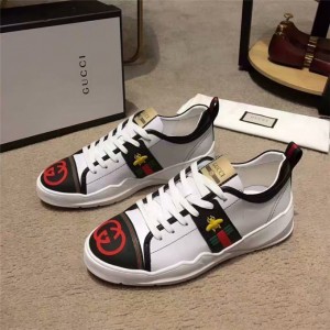 Gucci 2019 spring counters simultaneously sell top men's Shoes