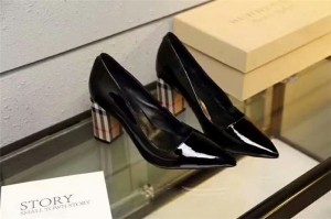 LV's new fashion women's Shoes