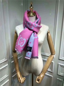 Gucci 2018 counter latest Unisex wool scarf dark blue/pink