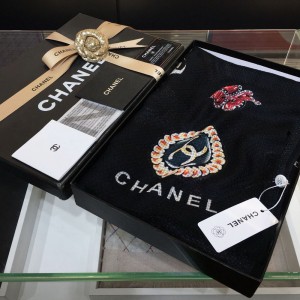 Chanel Small Fragrant Treasure Box 100% Top Pure Cashmere Scarf