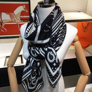 Hermes Scarf Hermes 'Elegant Style' Cashmere Silk Scarf