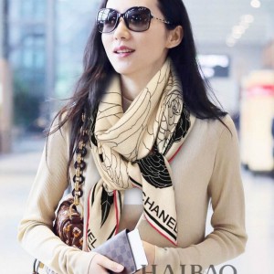 CHANL silk scarf Chanel coco camellia cashmere silk scarf
