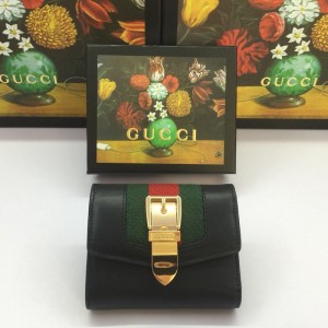 Gucci Women's Short Leather Folding Wallet