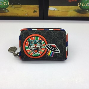 Gucci 19 early spring new men's applique embroidery half-fold Wallet