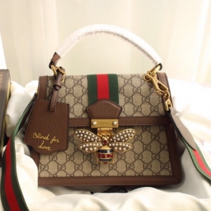 Gucci bee pearl buckle Queen Margaret leather Gucci Handbag